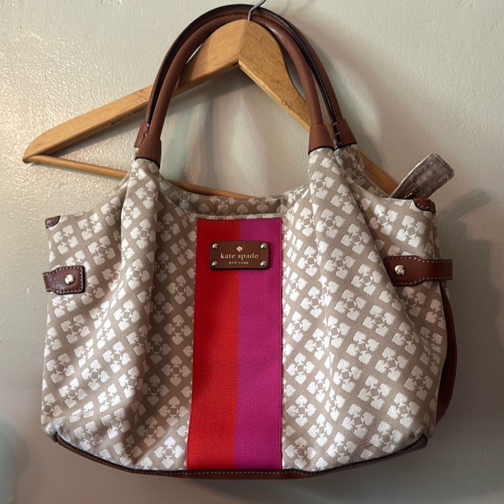 🍨💕🌹🦨Kate Spade Beige and Pink Tote Bag